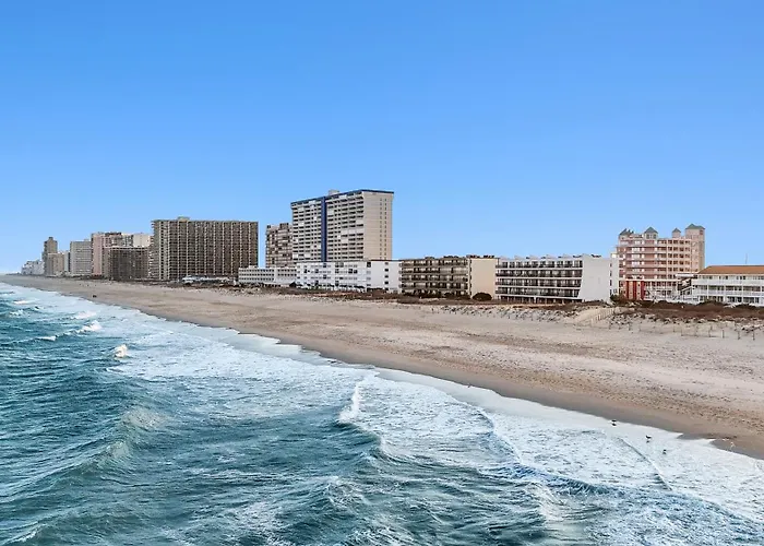 Spacious 2-bedroom Ocean Block In North Ocean Steps To The *