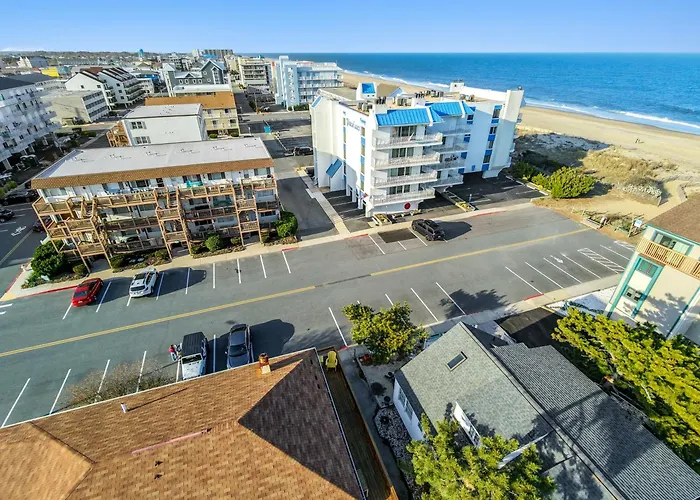 Holiday home Spacious 2-bedroom Ocean Block In North Ocean Steps To The
