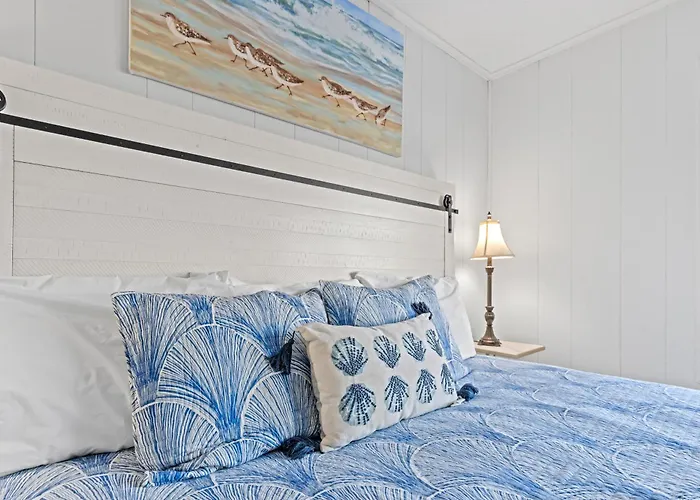 Holiday home Spacious 2-bedroom Ocean Block In North Ocean Steps To The *