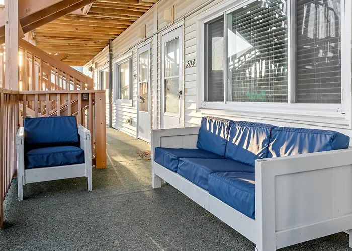 Holiday home Spacious 2-bedroom Ocean Block In North Ocean Steps To The Ocean City